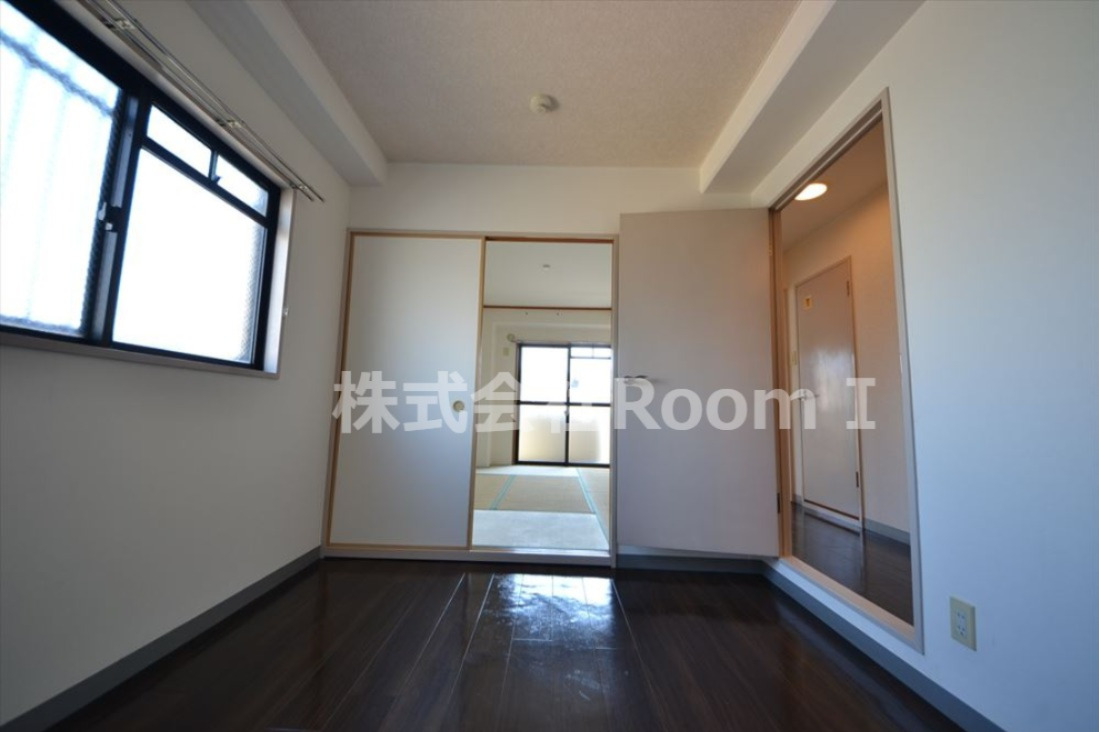 その他部屋・スペース　落ち着いて過ごせるお部屋なので、寝室にいかがでしょうか