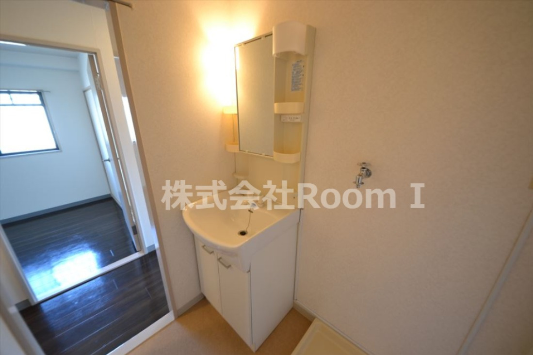 洗面設備　洗面所です