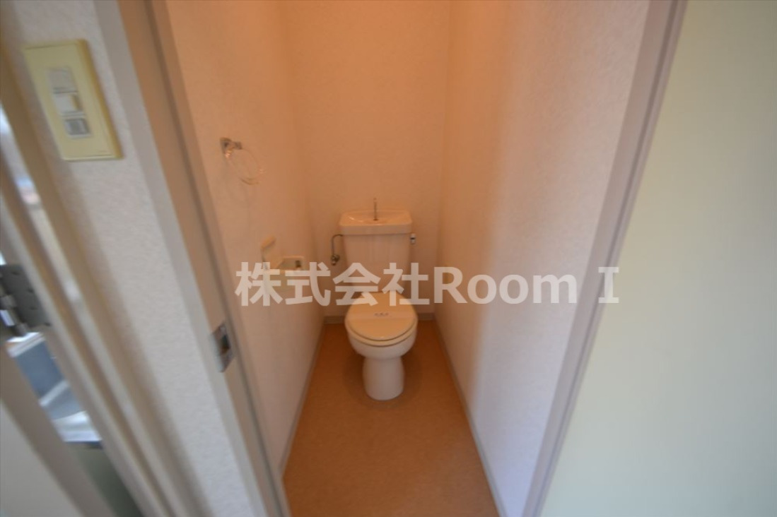 トイレ　コンパクトで使いやすいトイレです
