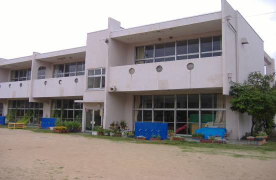 幼稚園・保育園　三輪幼稚園（幼稚園・保育園）まで150m