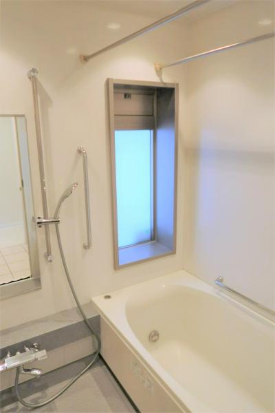 バス・シャワールーム　バストイレ別。浴室換気暖房有（前回募集時）（前回募集時）