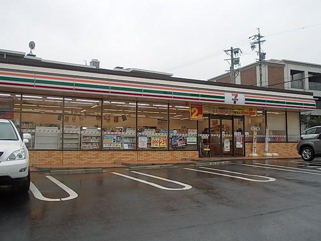 コンビニ　セブンイレブン名古屋一社4丁目店（コンビニ）まで1184m