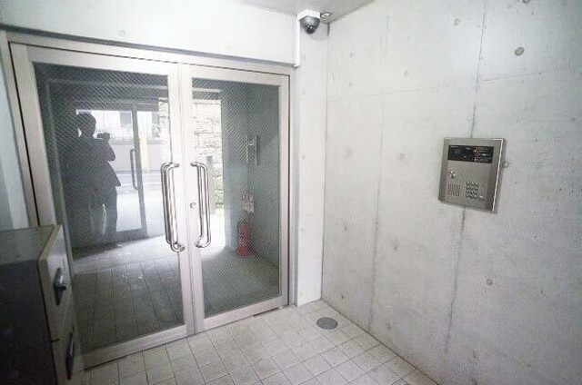 エントランス　エントランス部分