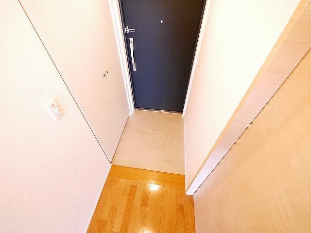 玄関　明るい玄関です