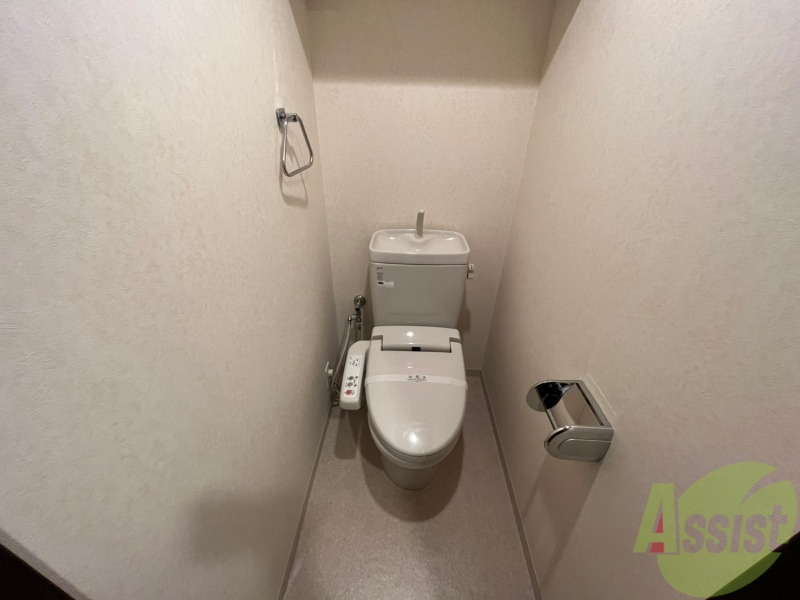 トイレ　こちらはトイレです。清潔感があり、安心して使用できます。