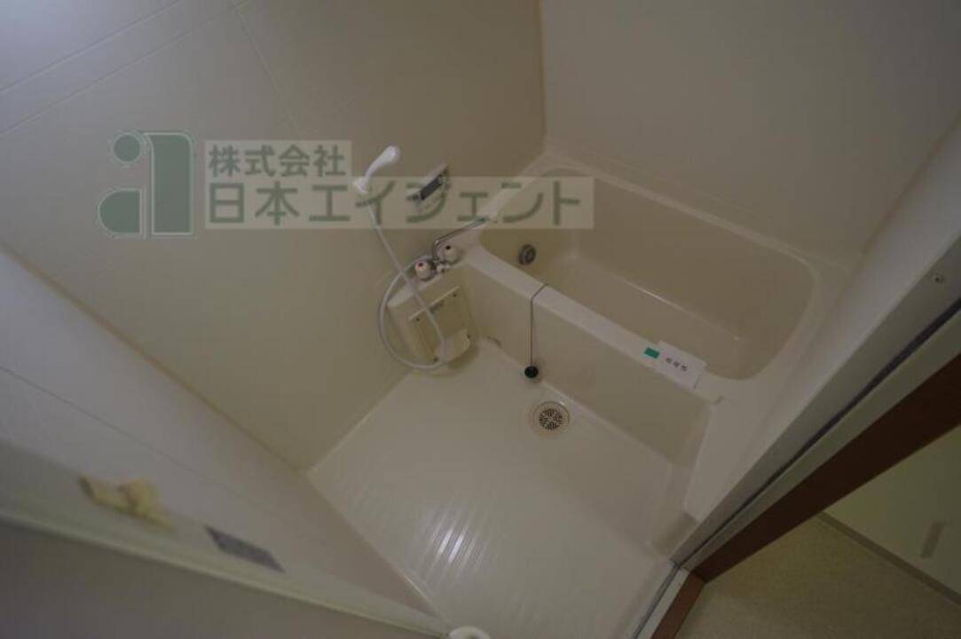 バス・シャワールーム　浴室