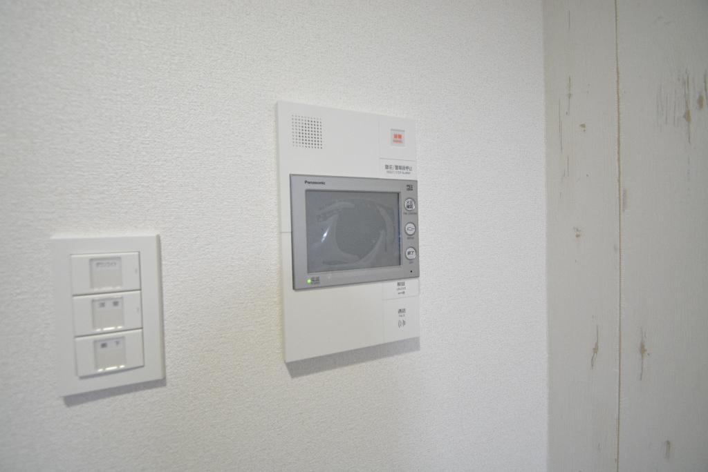 セキュリティ　カメラ付インターホン