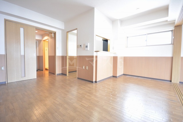 居室・リビング　別部屋参考写真