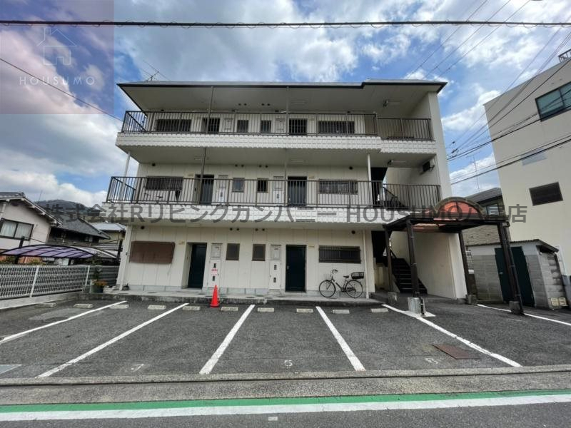 建物外観　外観は落ち着いています