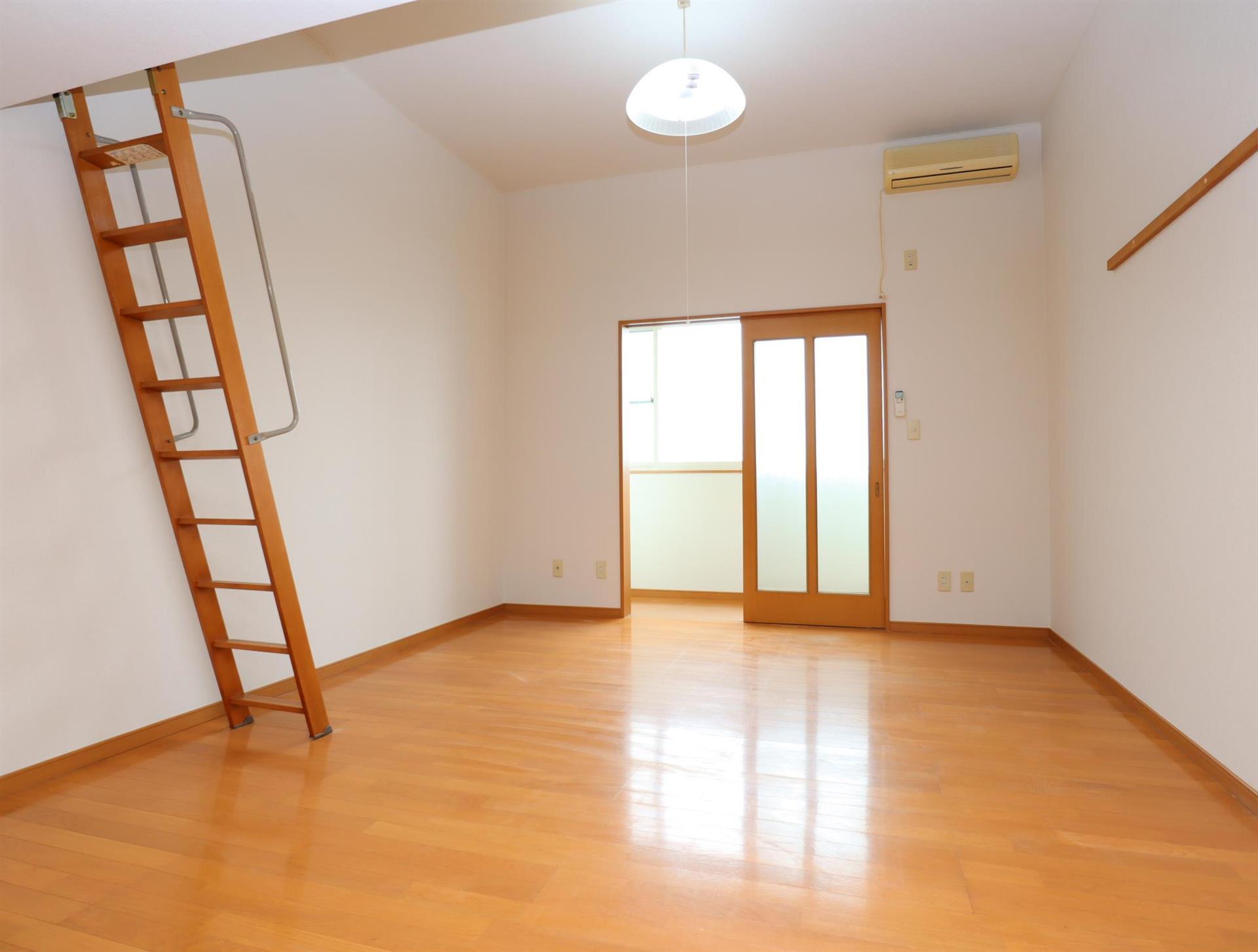 居室・リビング　リビング