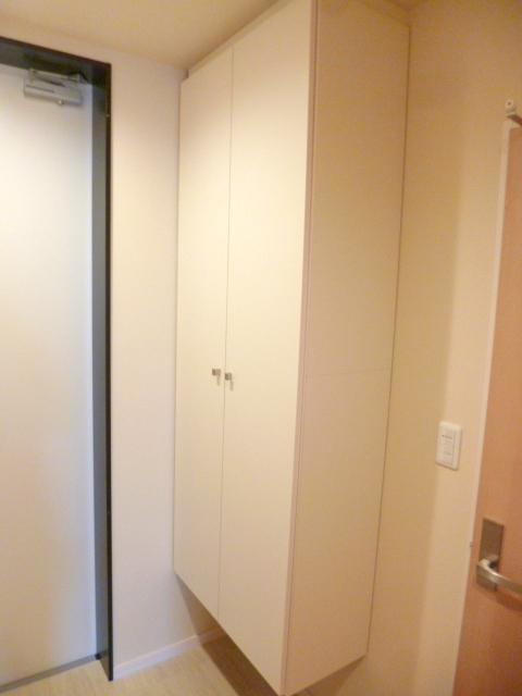 玄関　★うれしい大型シューズボックス★