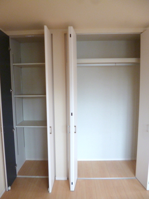 収納　★天井まである収納です★　別のお部屋の写真です♪