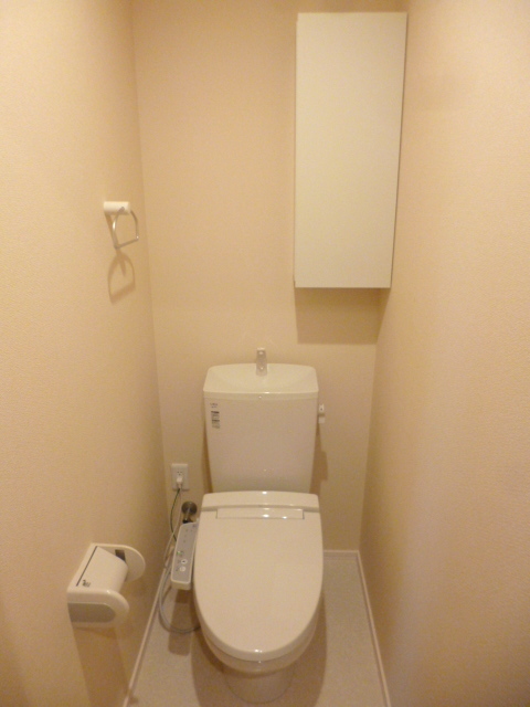 トイレ　★ウォシュレット付きトイレ★　別のお部屋の写真です♪