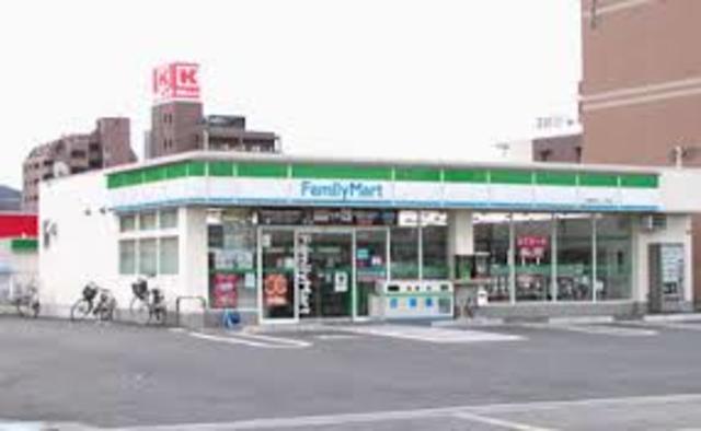 コンビニ　ファミリーマート交野森北一丁目店（コンビニ）まで604m