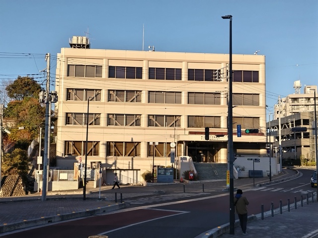 図書館　狭山市立中央図書館（図書館）まで500m