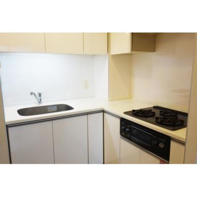 キッチン　※写真は同タイプ住戸です。