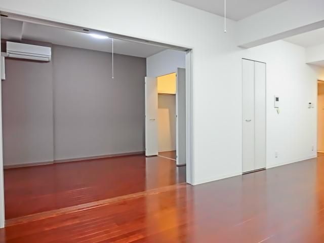 居室・リビング　★南向きの明るいお部屋★