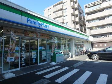 コンビニ　ファミリーマート 宮前南野川店（コンビニ）まで313m