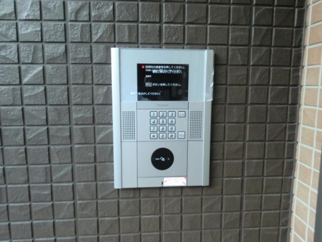 エントランス　オートロック
