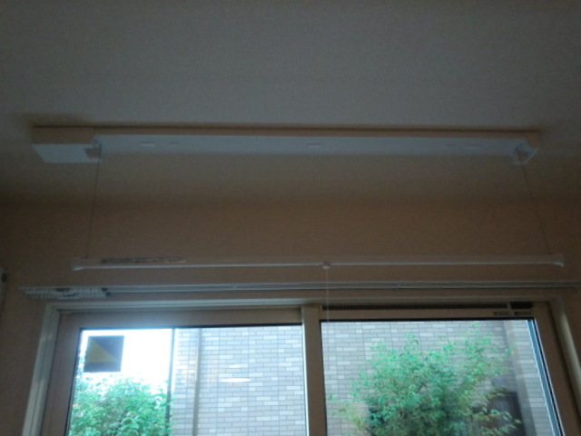 その他設備　室内物干し