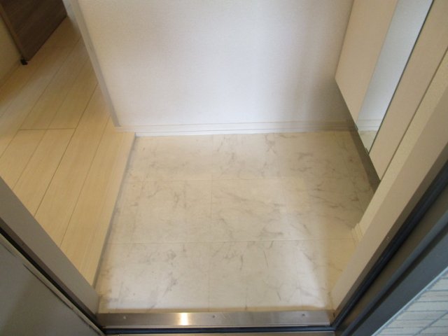 玄関　同物件別部屋のお写真です※現況優先