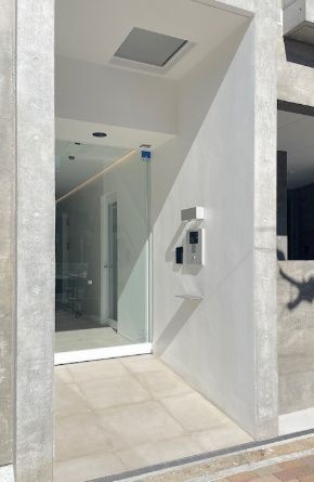 エントランス　防犯面もばっちりです！