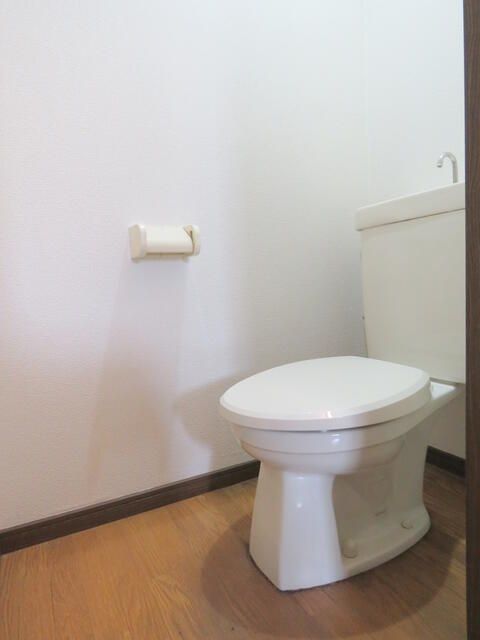トイレ　※別室参考写真