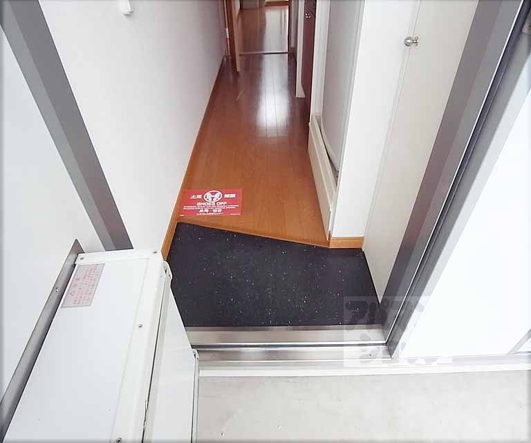 玄関　玄関です。