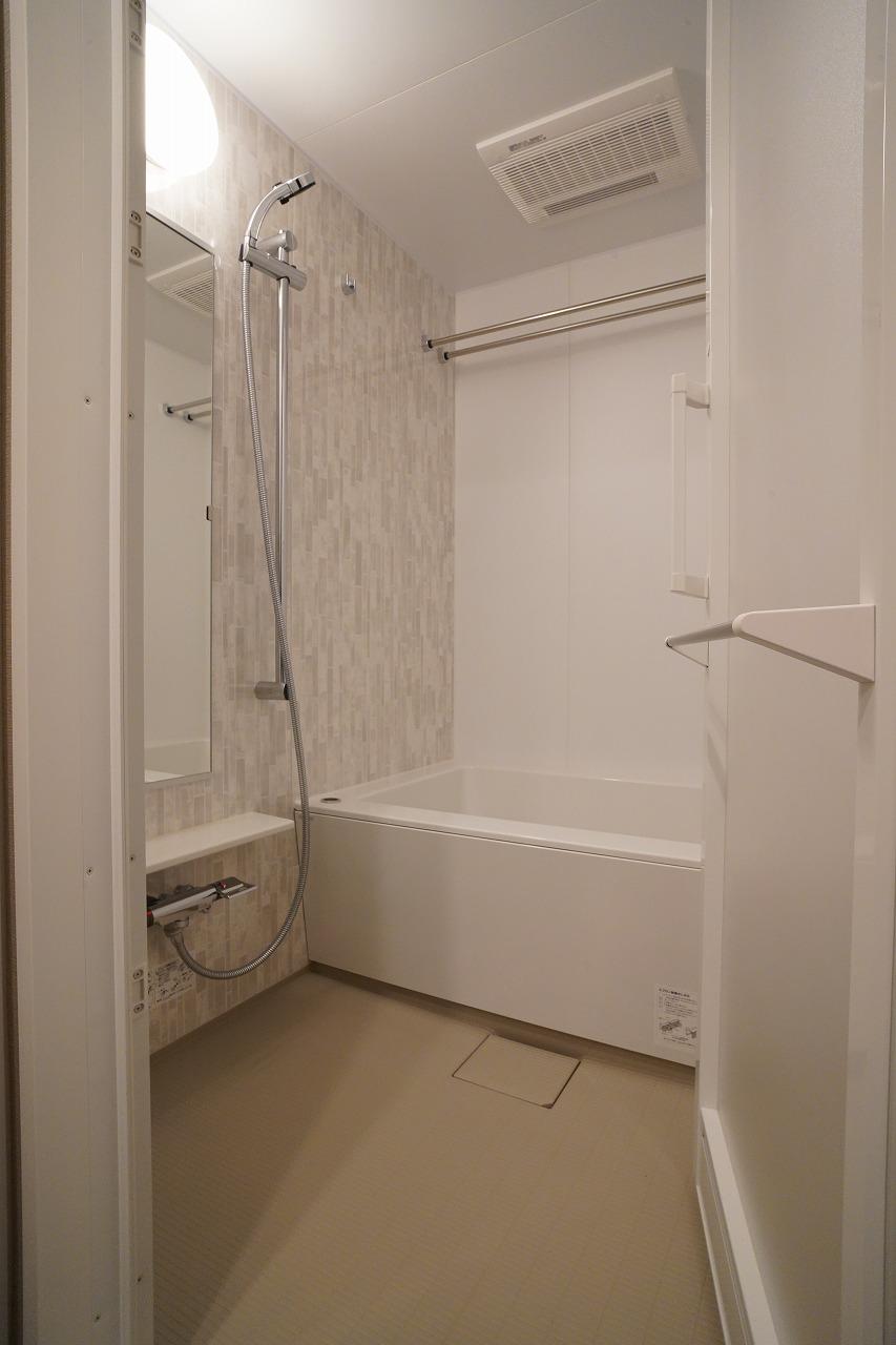 バス・シャワールーム　バス※別部屋参考写真