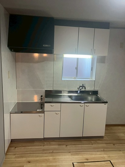 和歌浦戸建てのキッチン写真