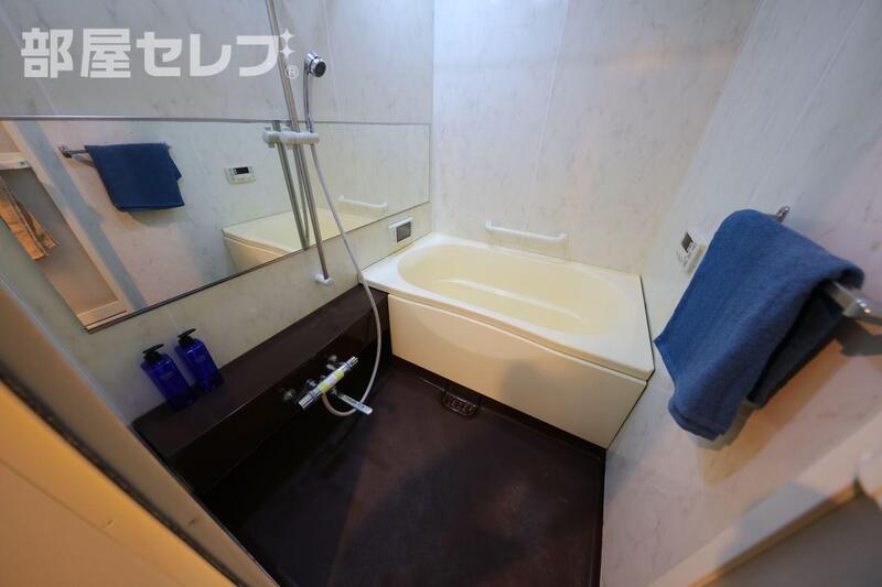 バス・シャワールーム　３０１号室モデルルーム写真