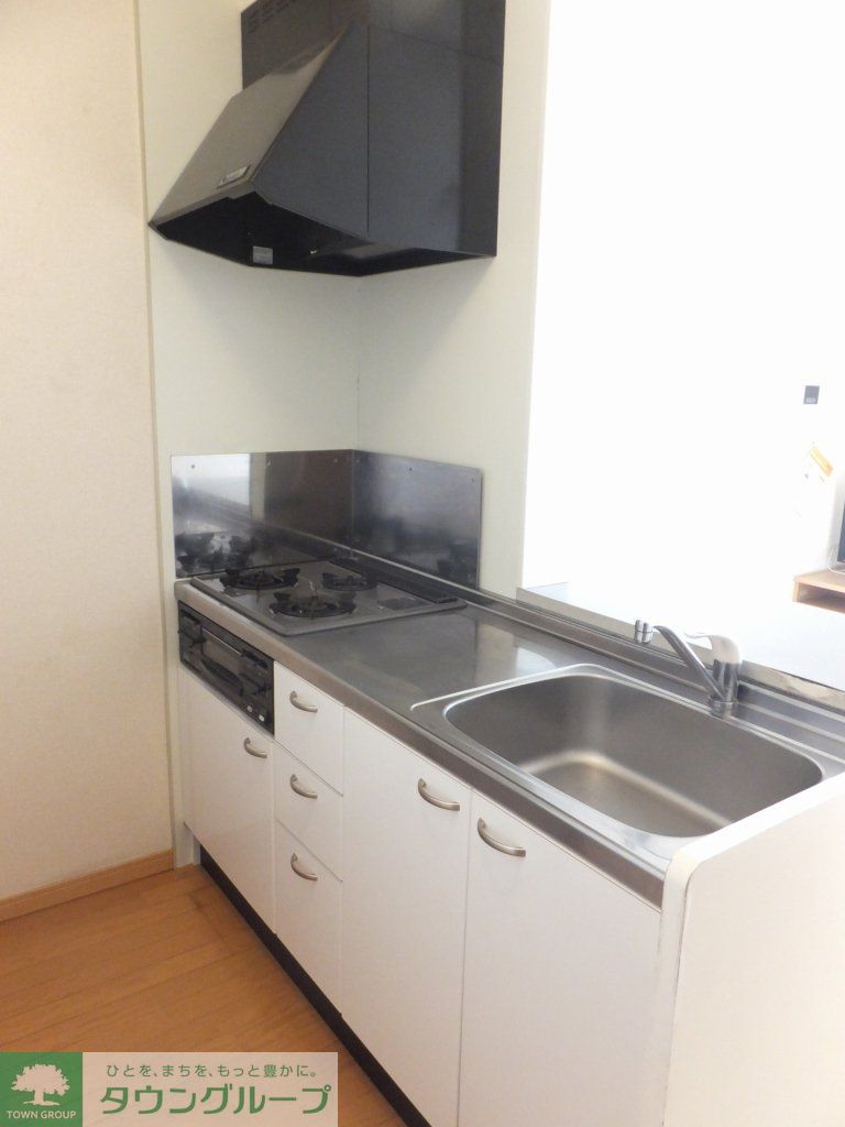 キッチン　３口ガスコンロ設置済み