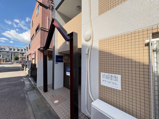 ロイヤルメゾン西宮北口VIIの外観写真