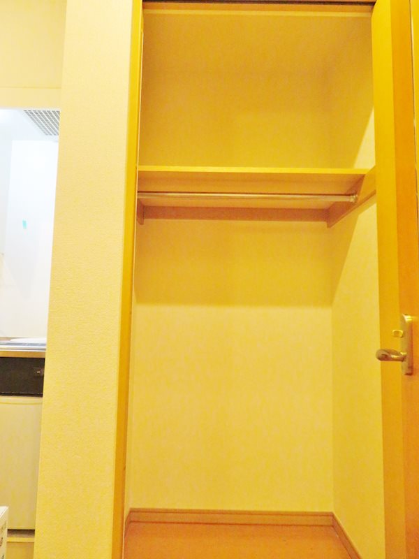 収納　クロゼット