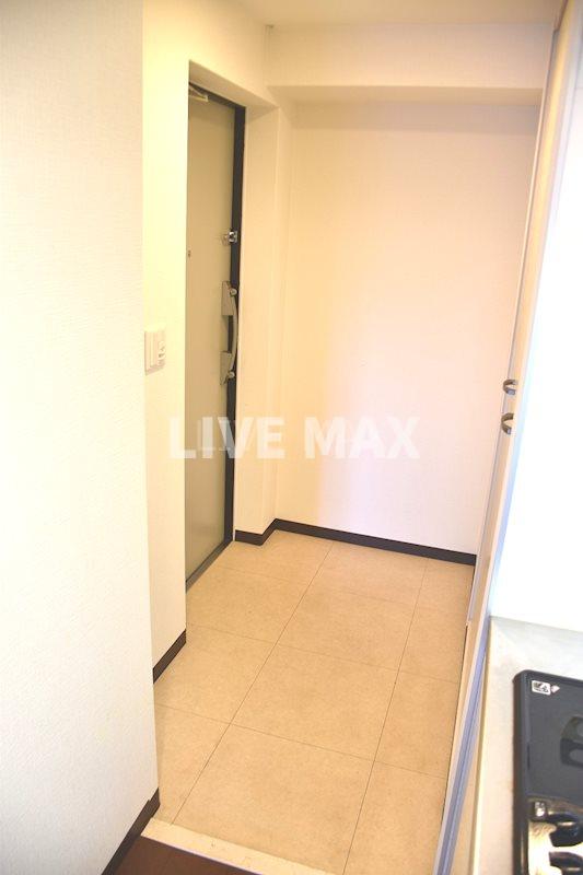 玄関　※別部屋のお写真になります