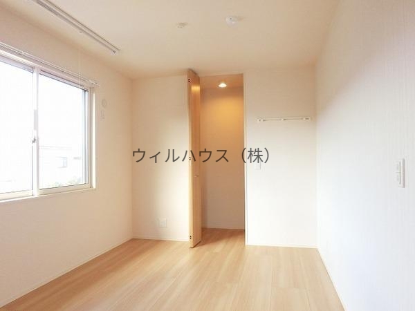 その他部屋・スペース　明るい洋室！