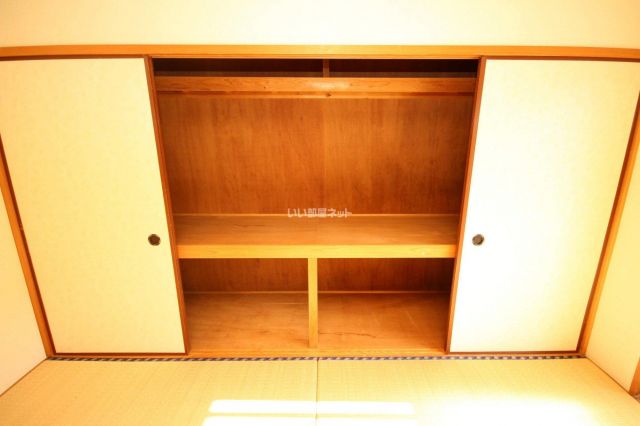 西村マンションIIの内装写真