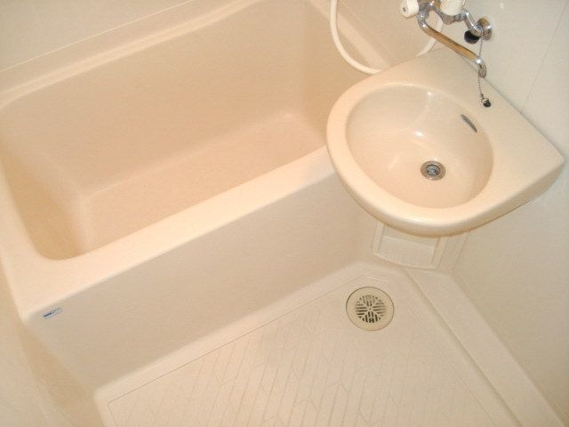 バス・シャワールーム　★バス・トイレ別★