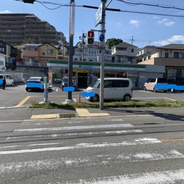 コンビニ　ファミリーマート狭山山本東店（コンビニ）まで587m