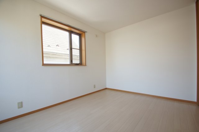 その他部屋・スペース　「2面採光のお部屋です」