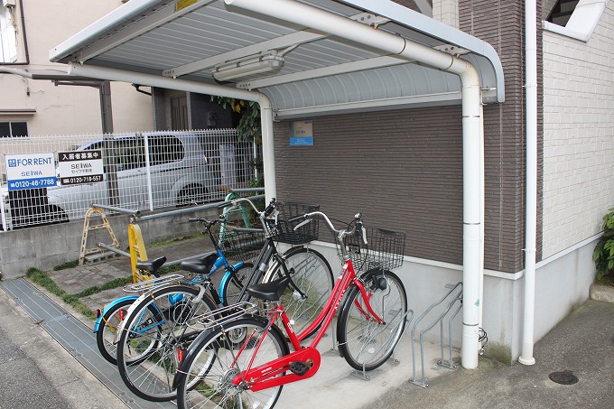 地下鉄谷町線 平野駅 徒歩8分 3階建 築19年の外観写真