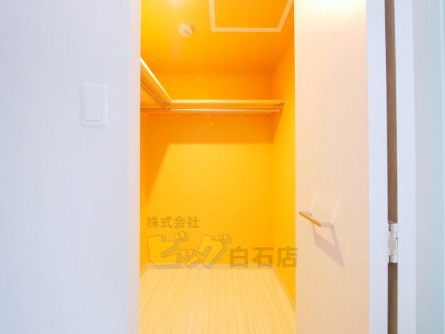 収納　広々ウォークインクローゼット完備しています♪