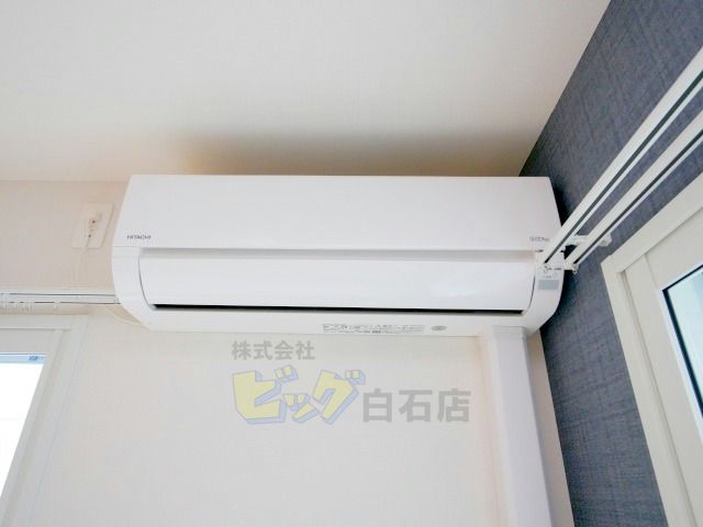 その他設備　夏も快適なエアコン付きです♪