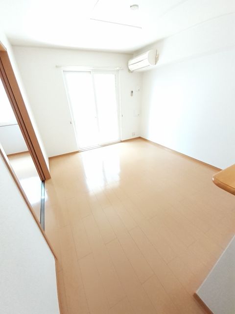 アルカンシエル土佐 IIIの居間写真