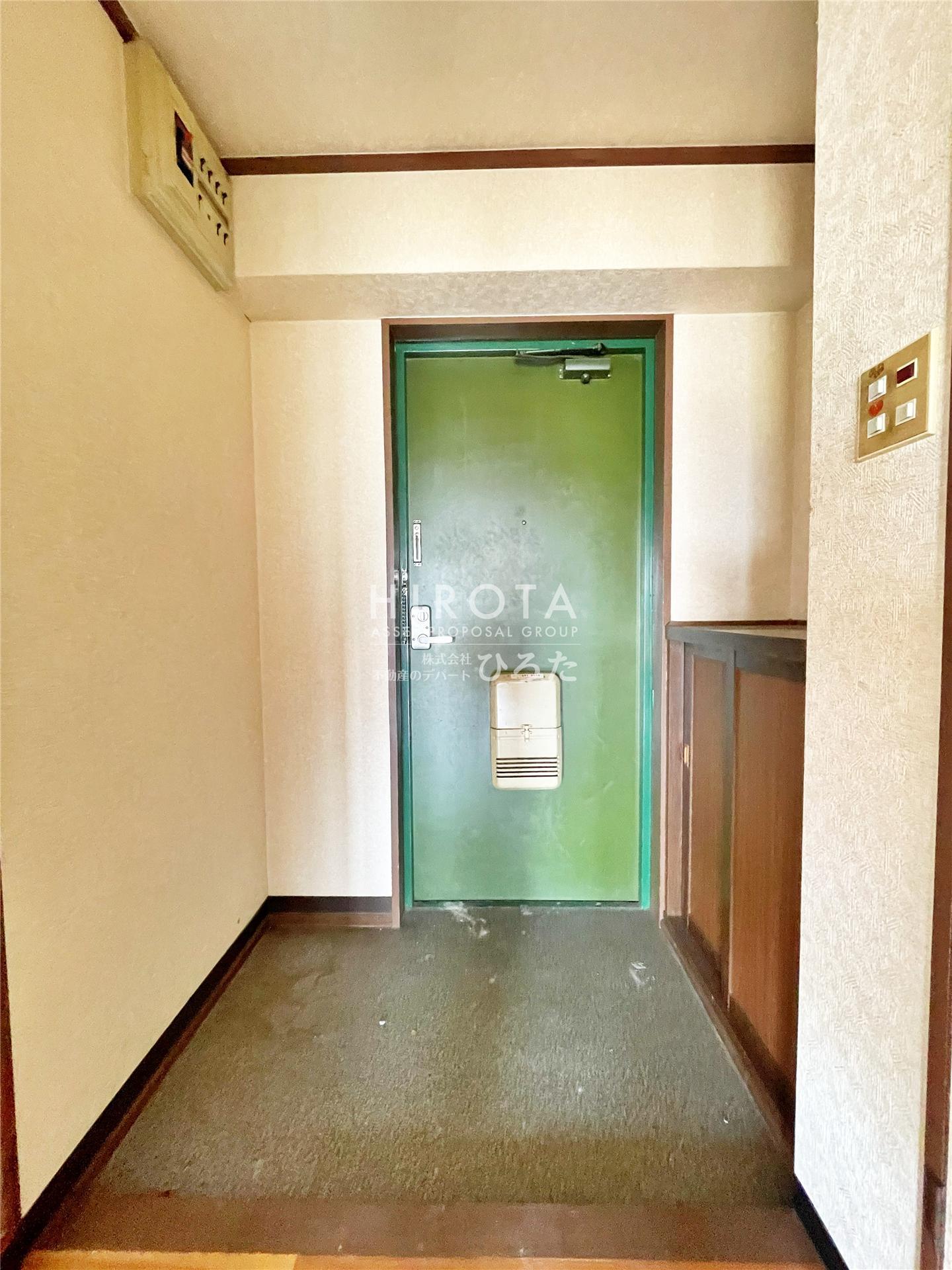 第一サンケイビルの玄関写真