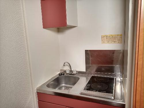 キッチン　備品や設備仕様は号室等により異なります。現地をご確認下さい。