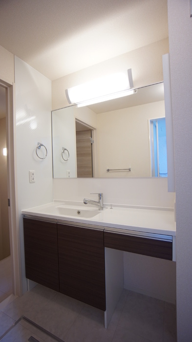 洗面設備　大型洗面台