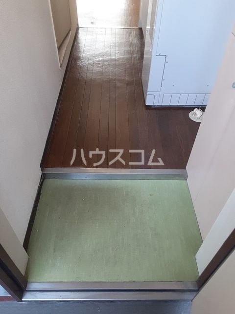 【名古屋市天白区原のマンションの玄関】