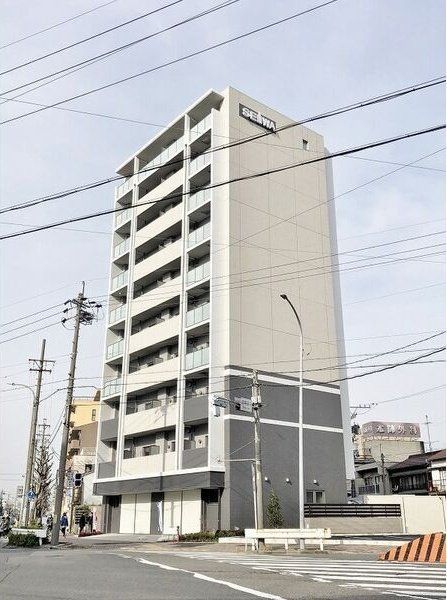 名古屋市中村区十王町のマンションの建物外観