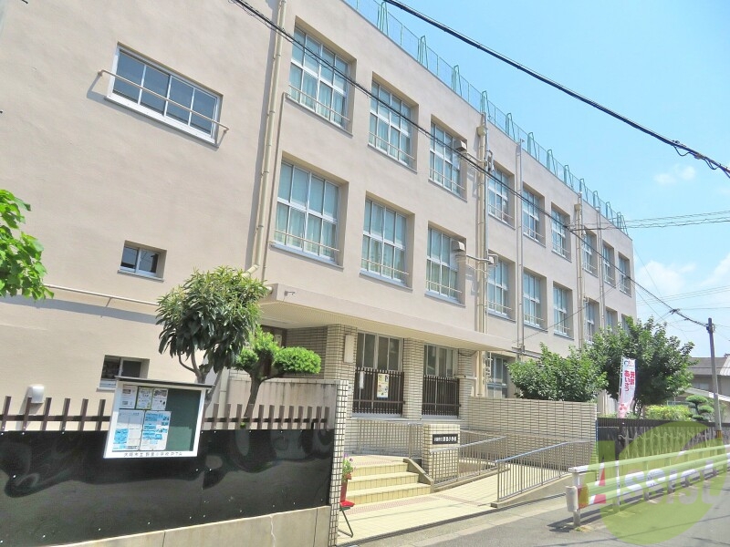 【サムティ大阪CITY　WESTの小学校】